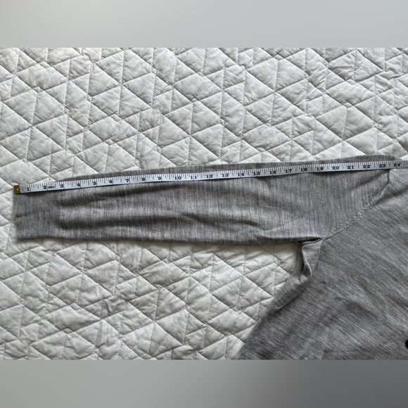 Gap 100% merino cardigan - Picture 5 of 7